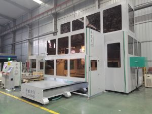 龙岩连城县全封闭五轴模具加工中心